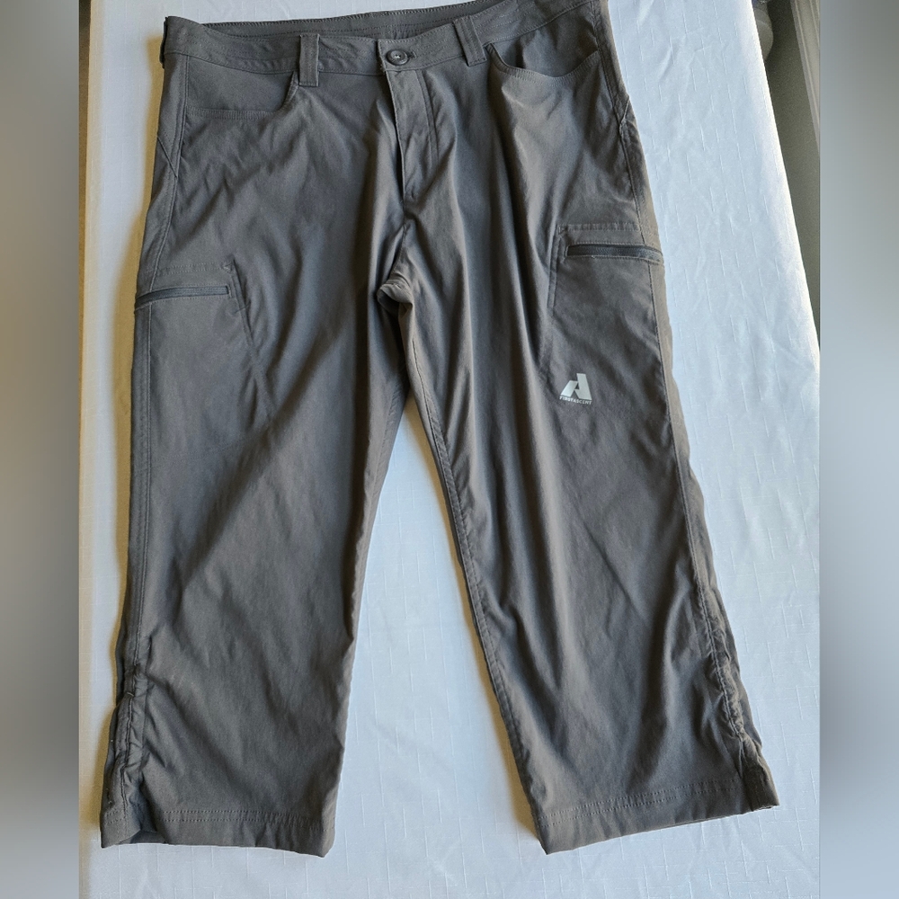 Eddie Bauer Athletic Athleisure Hiking Capris Normcore City Pant